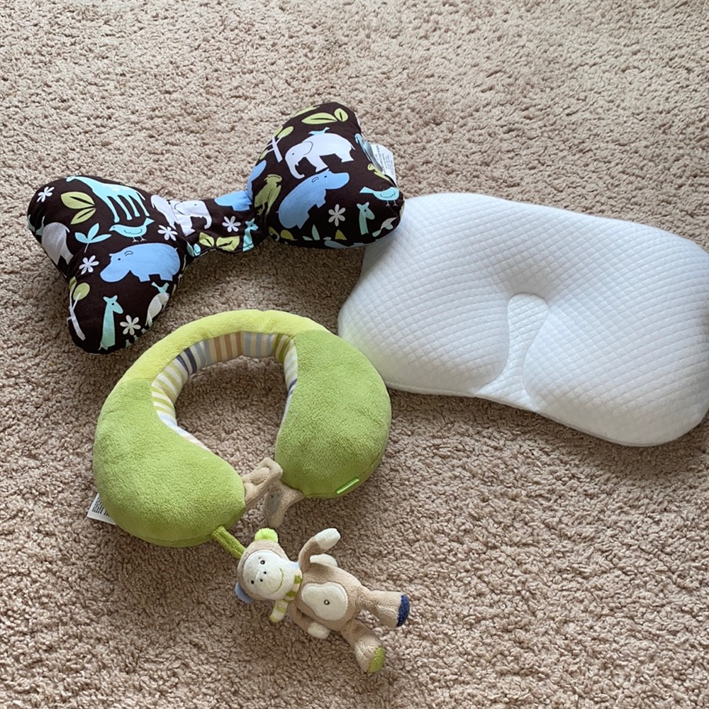 Newborn pillow flat head  treatment torticollis treatment support neck and head